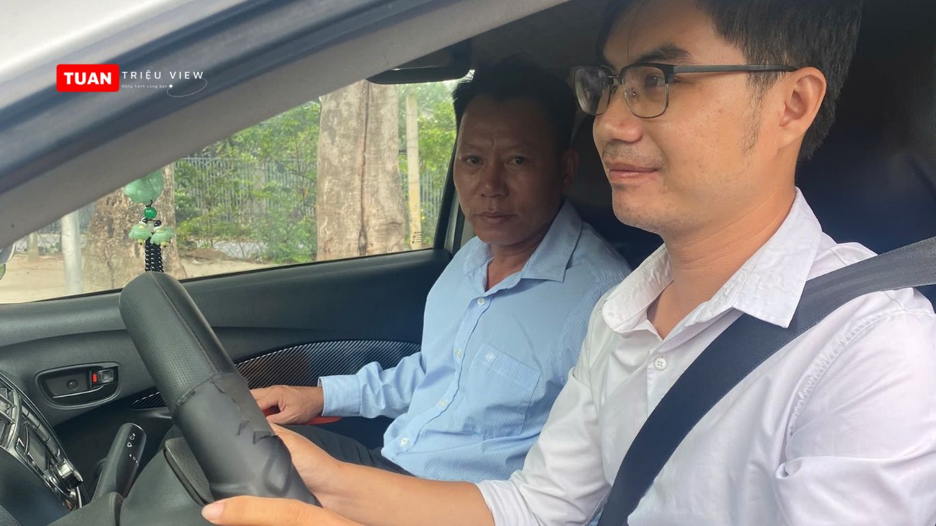 Thầy Hòa dạy lái xe An Cư